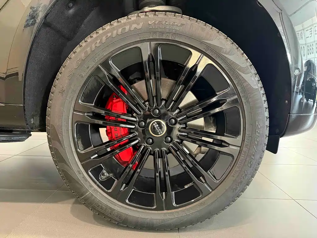Land Rover Range Rover — миниатюра 4