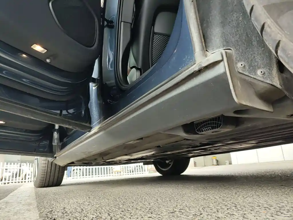 Volvo XC60 PHEV — миниатюра 22