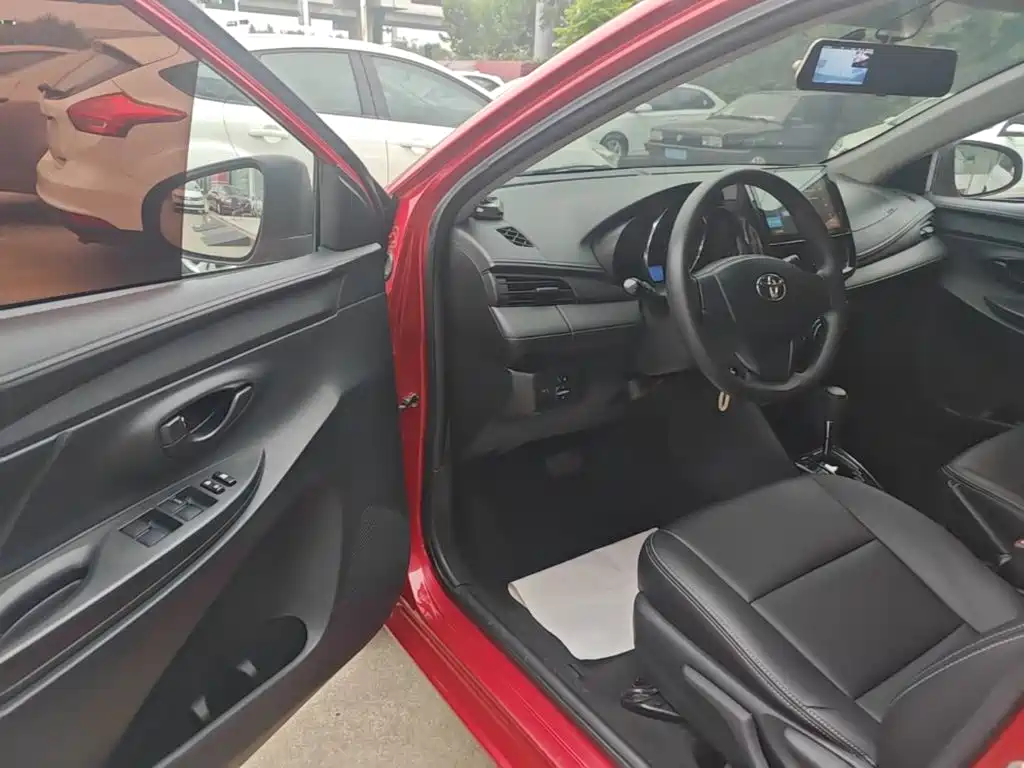 Toyota Vios FS — миниатюра 16