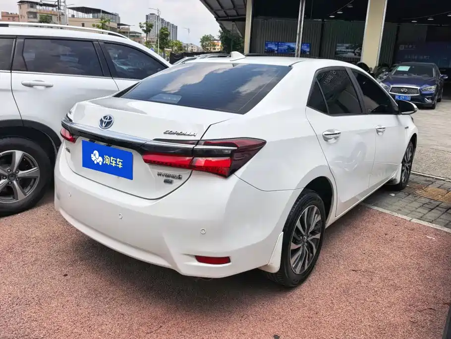 Toyota Corolla — миниатюра 3