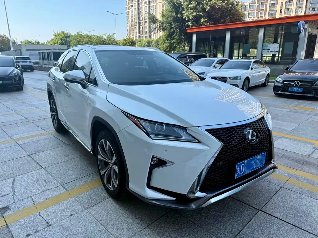 Lexus RX — миниатюра 3