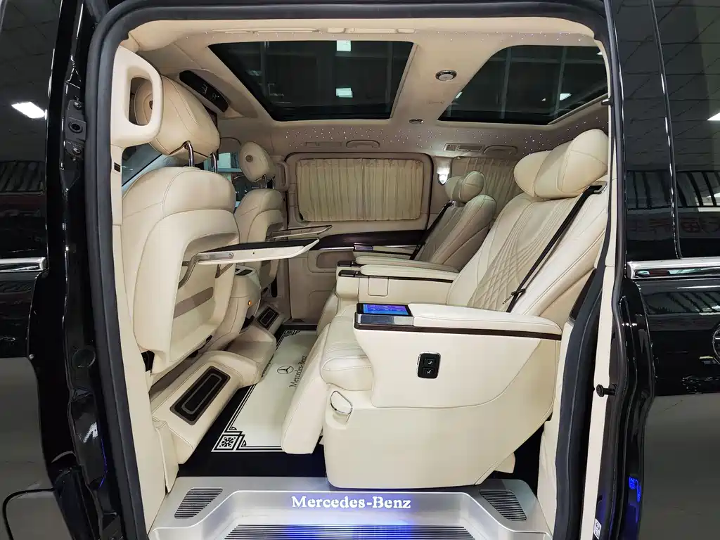 MERCEDES-BENZ V CLASS