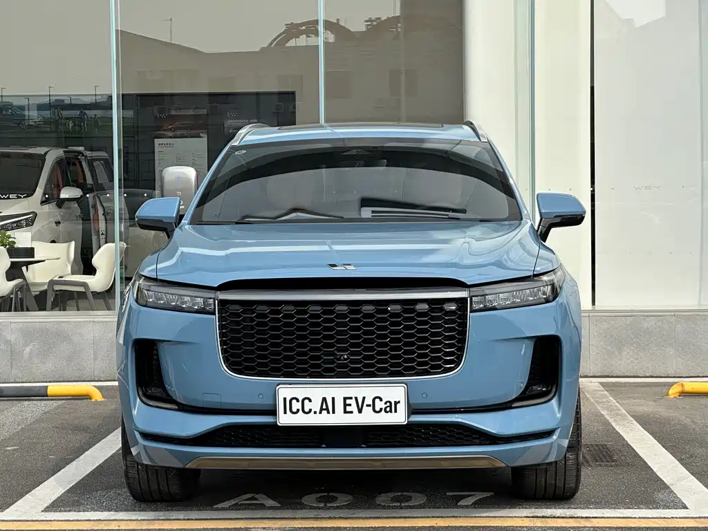 Li Auto Li ONE — миниатюра 2