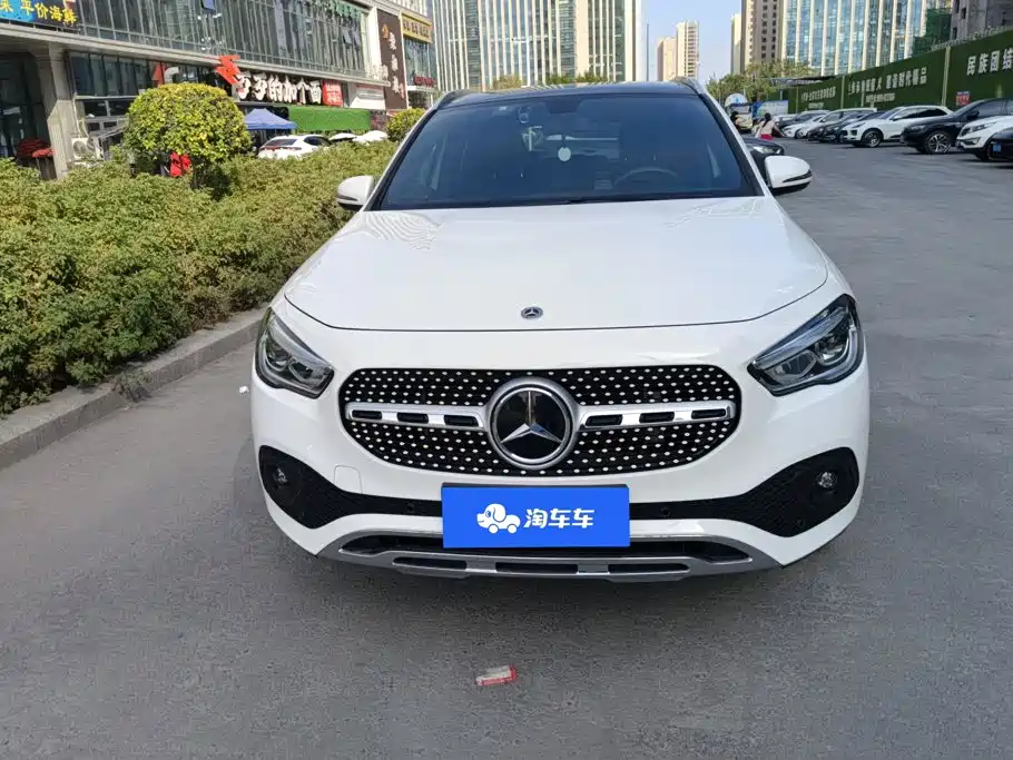 Mercedes-Benz GLA — миниатюра 2
