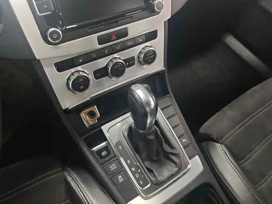 Volkswagen CC — миниатюра 16