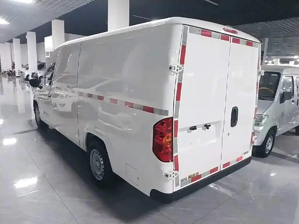 Lingshi Ling Shi Huangjin Cang — миниатюра 5