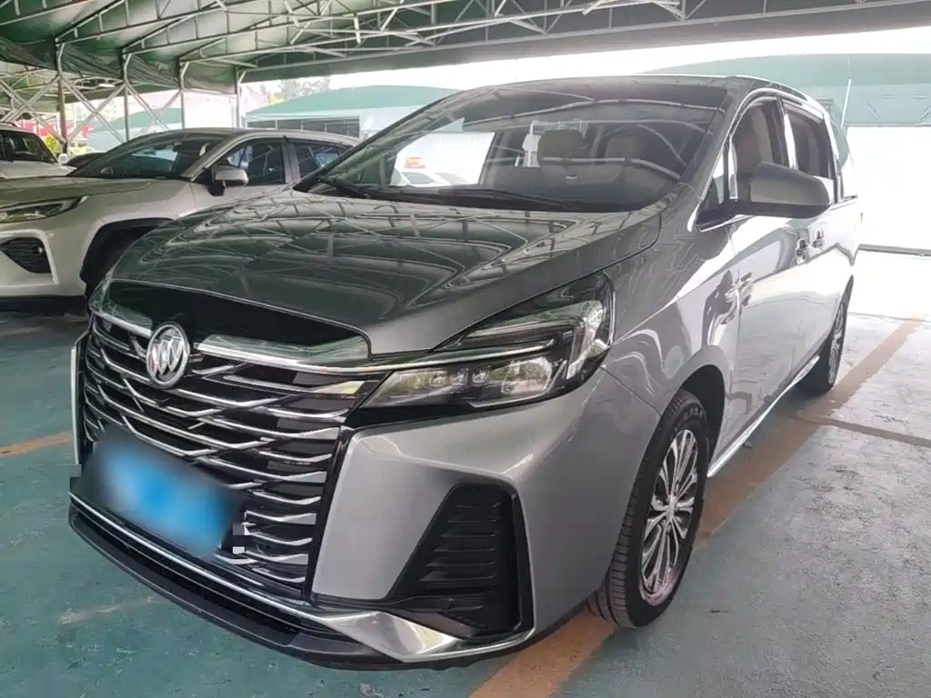 Buick GL8 — миниатюра 2