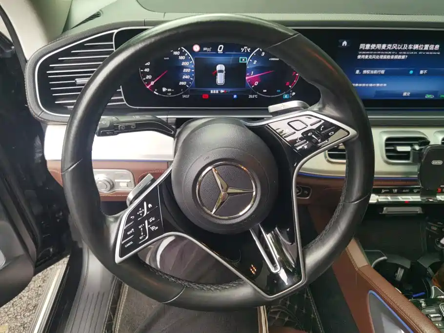 Mercedes-Benz GLE (Import) — миниатюра 15