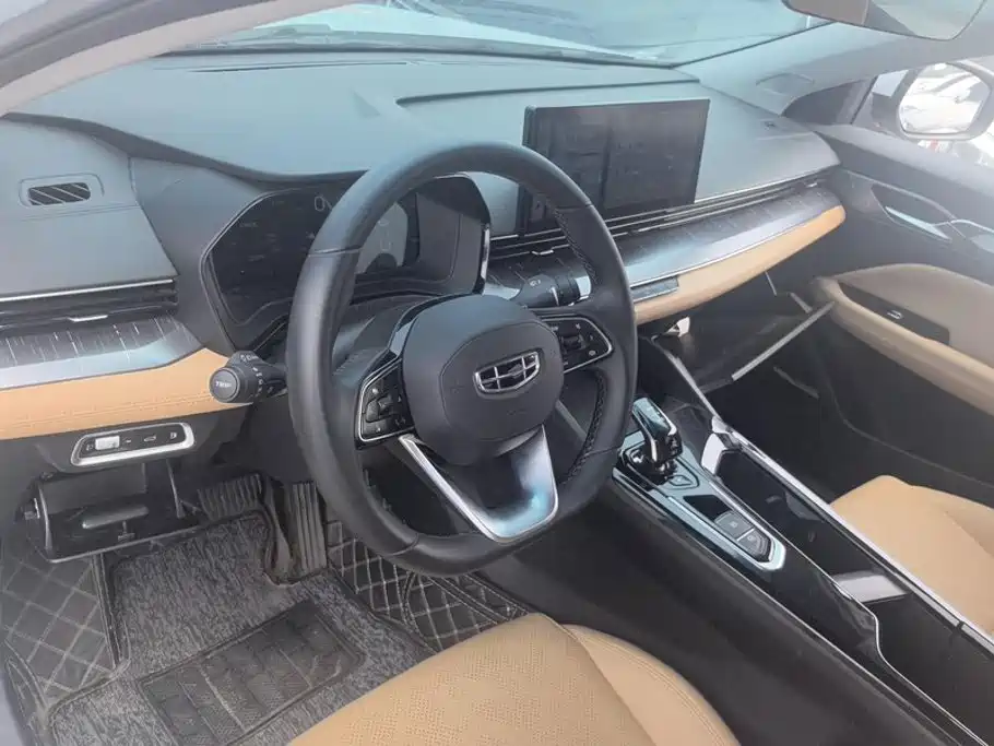Geely L HiP — миниатюра 12