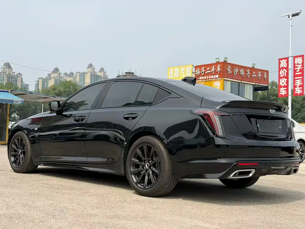 Cadillac CT5 — миниатюра 7