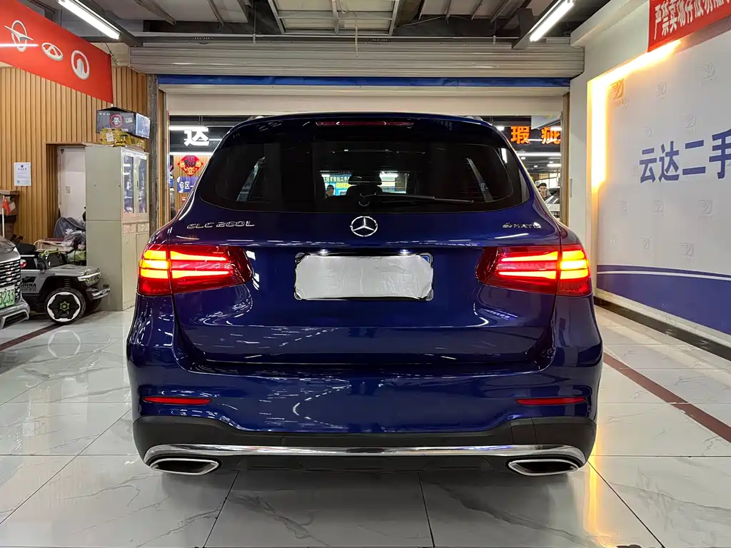 MERCEDES-BENZ GLC