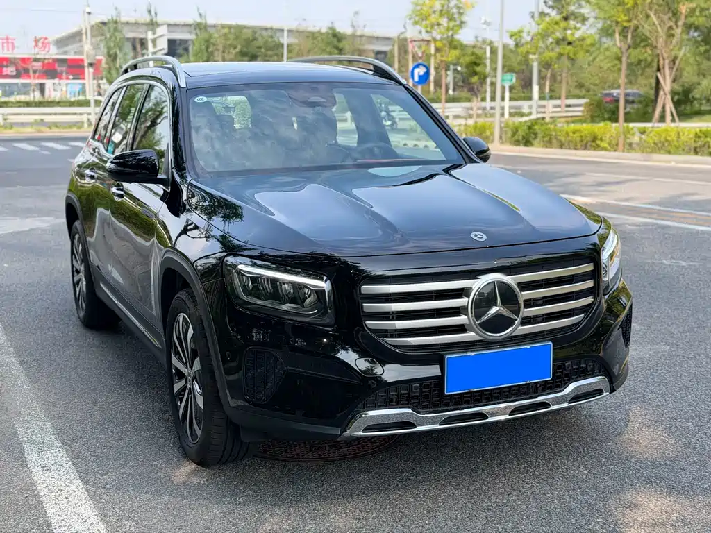 Mercedes-Benz GLB — миниатюра 26