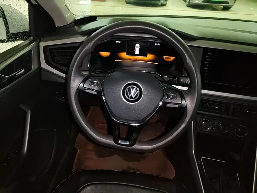 Volkswagen Polo — миниатюра 11