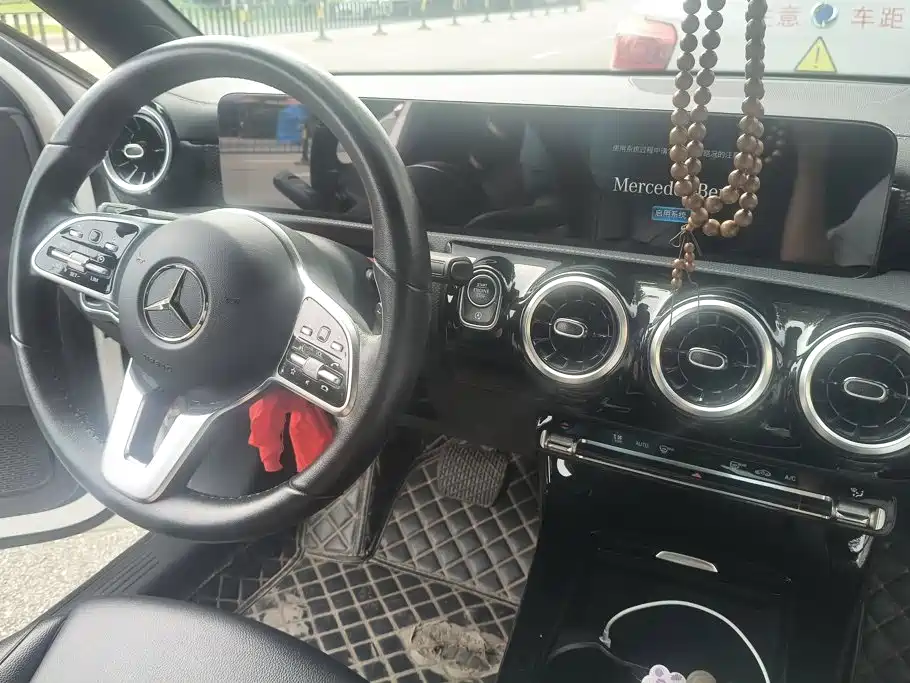 Mercedes-Benz A-Class — миниатюра 12