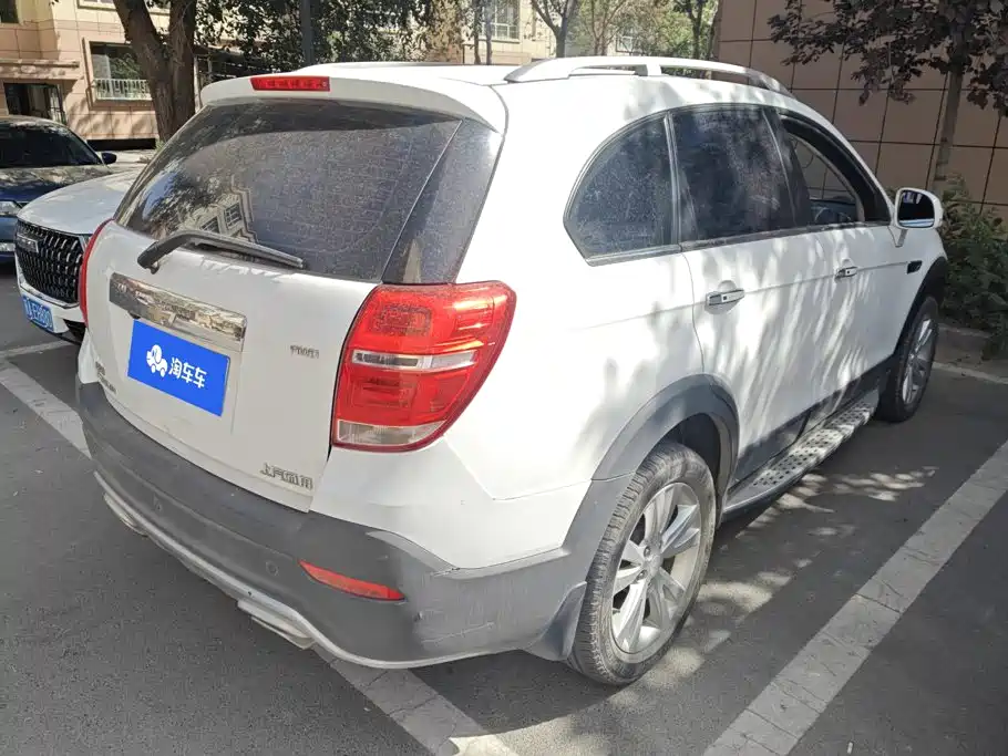 Chevrolet Captiva — миниатюра 3