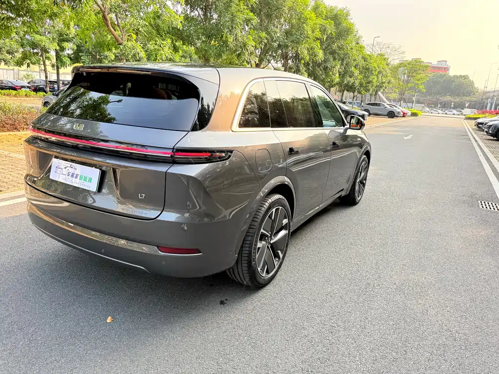 Li Auto IDEAL L7