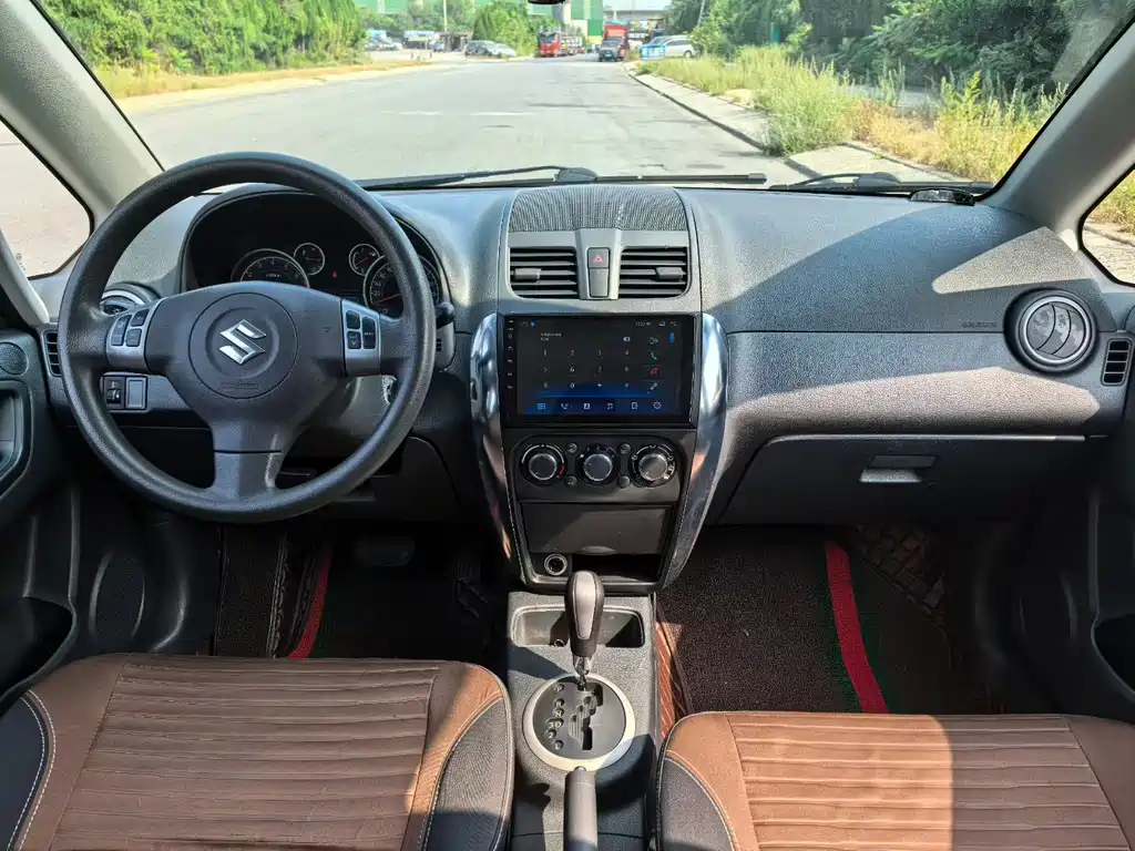 Suzuki SX4 — миниатюра 9