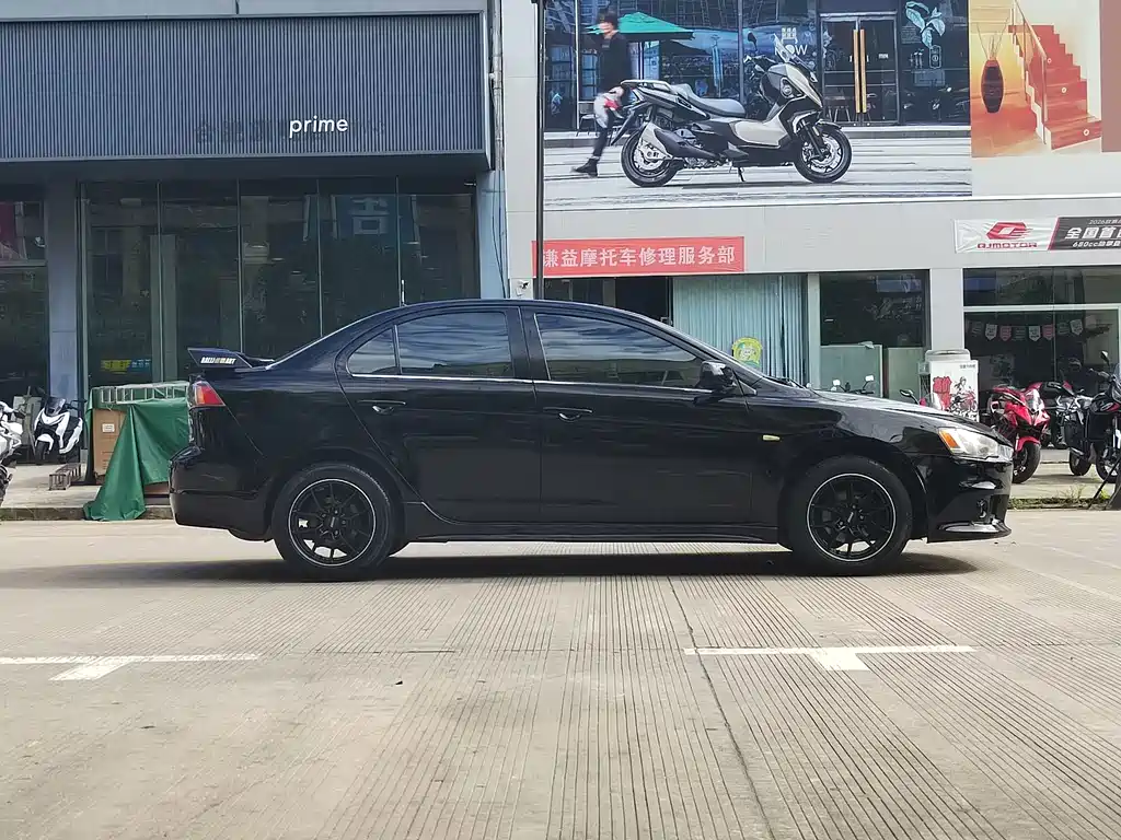 Mitsubishi Lancer EX — миниатюра 8