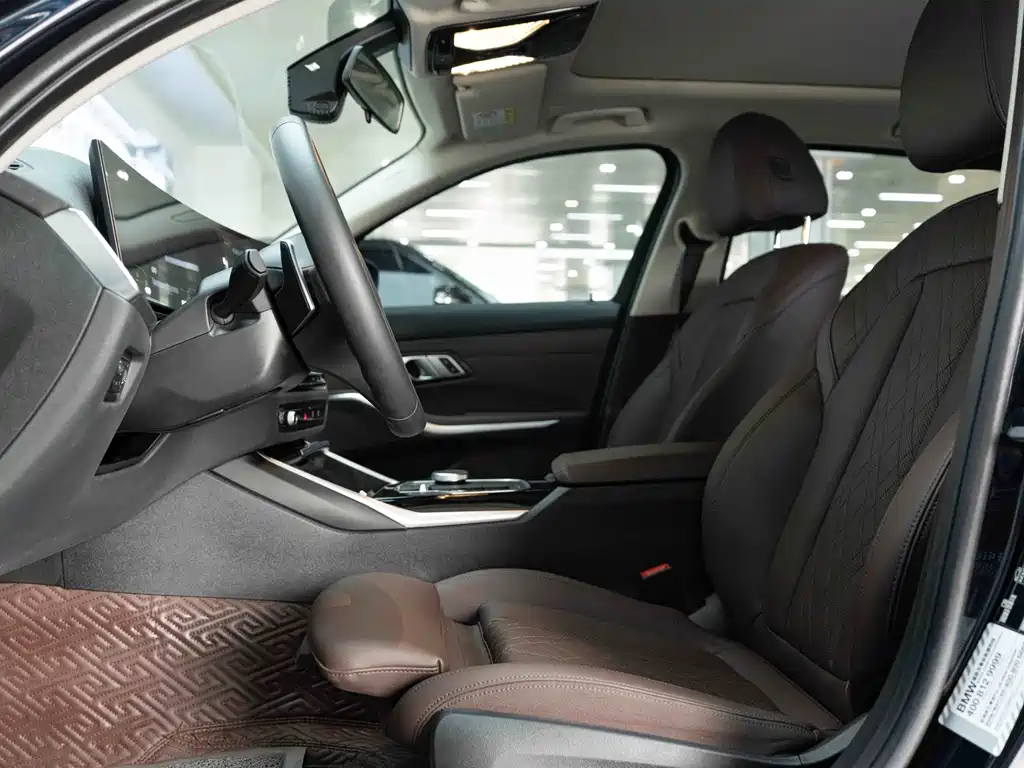 BMW 3 Series — миниатюра 13