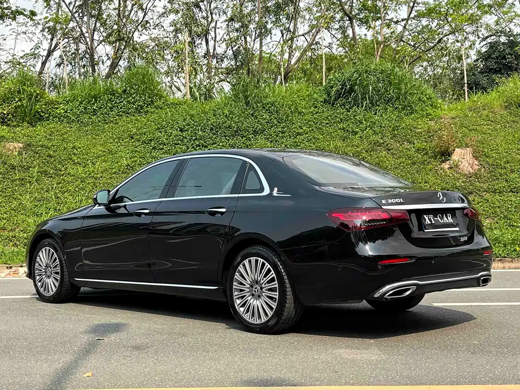 Mercedes-Benz E-Class E 2023 E 300 L Luxury