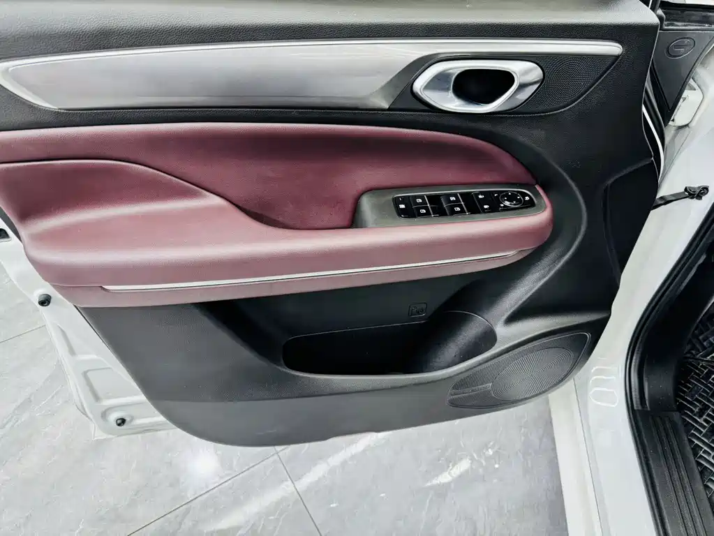 GAC Motor Trumpchi M6 — миниатюра 8