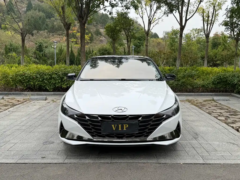 Hyundai Elantra — миниатюра 2
