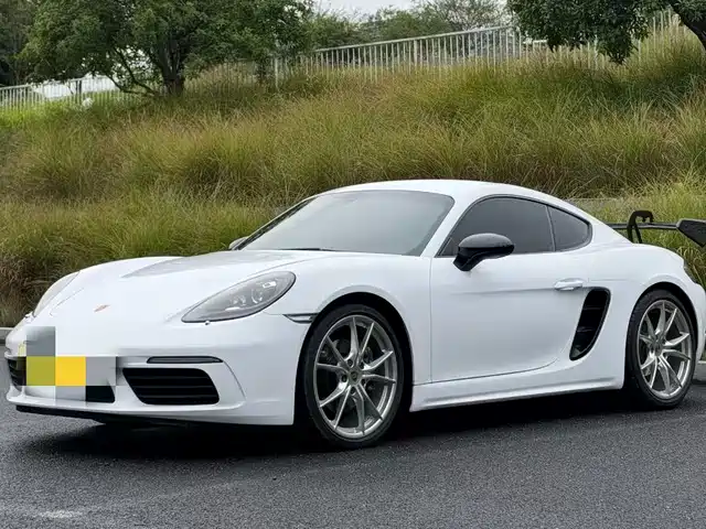 Porsche 718