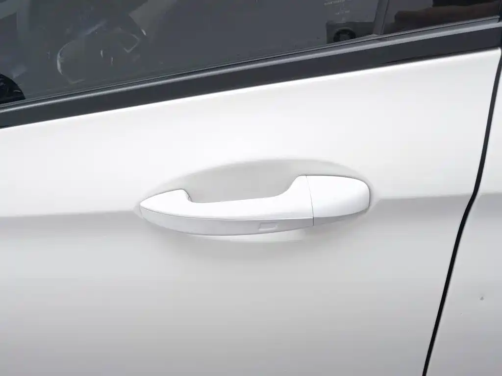 Mercedes-Benz E-Class — миниатюра 18