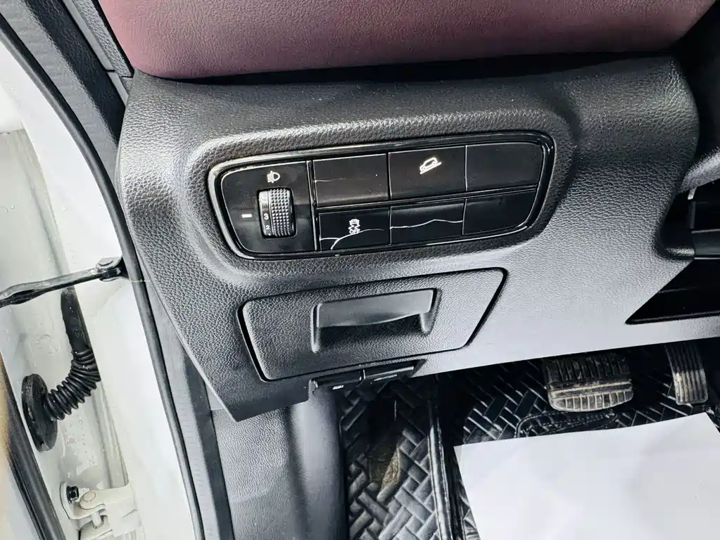 GAC Motor Trumpchi M6 — миниатюра 9
