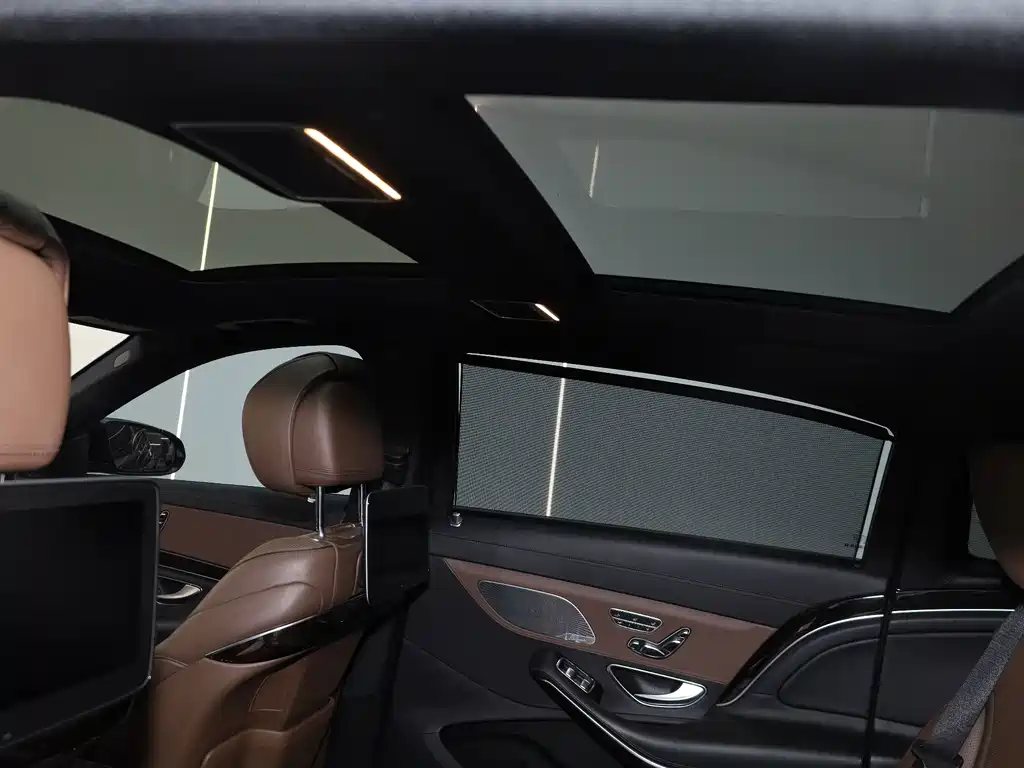 Mercedes-Benz S-Class — миниатюра 15
