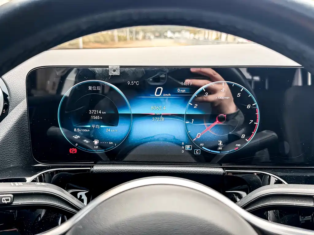 MERCEDES-BENZ B CLASS