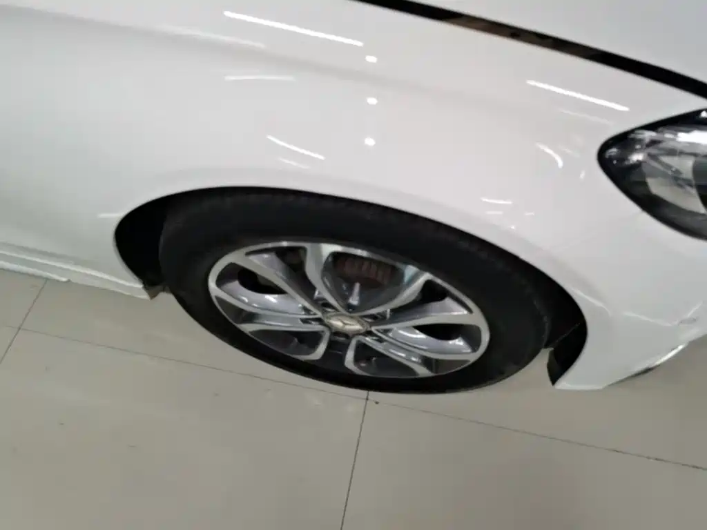 Mercedes-Benz C-Class — миниатюра 23