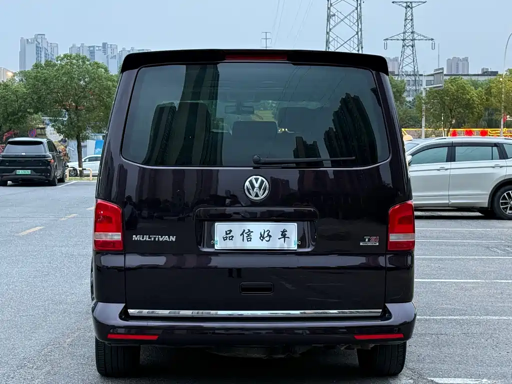 Volkswagen Multivan — миниатюра 6