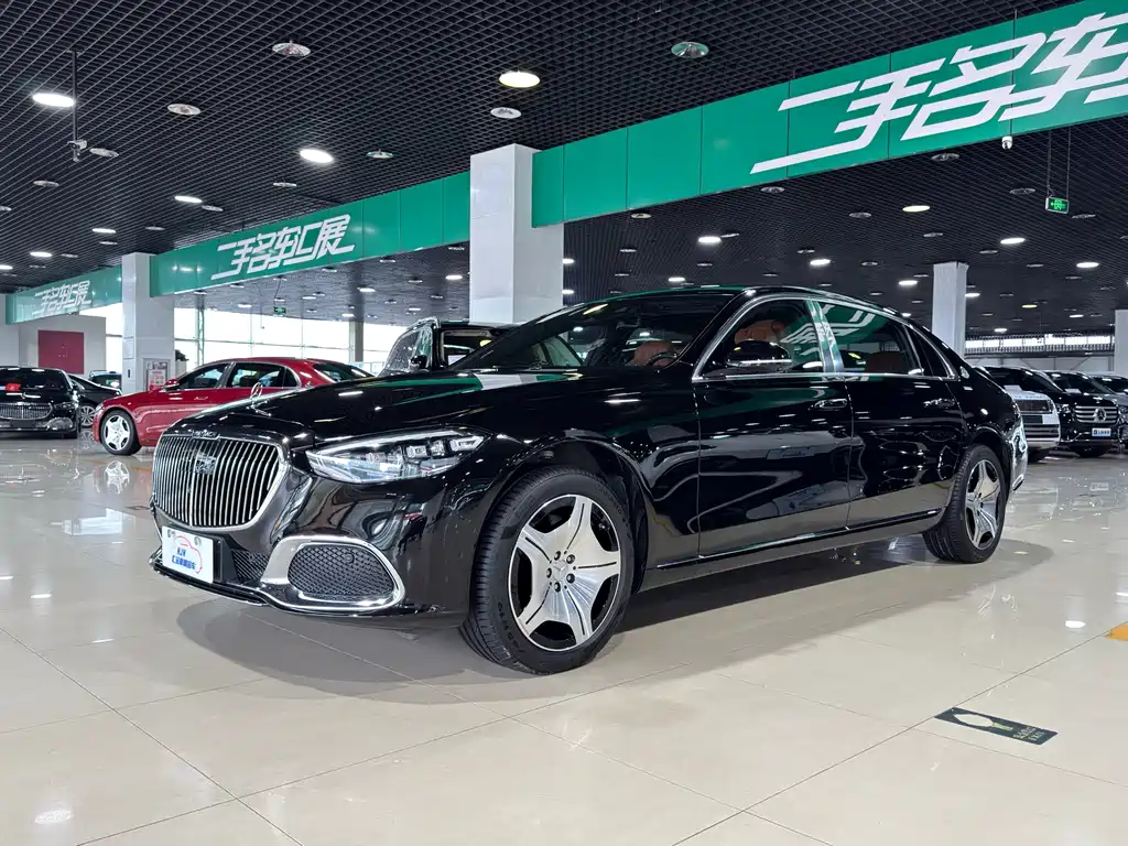 Mercedes-Benz S-Class 2024