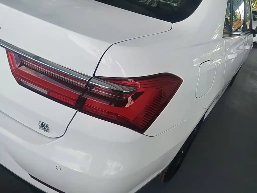 BYD Qin NEV — миниатюра 8