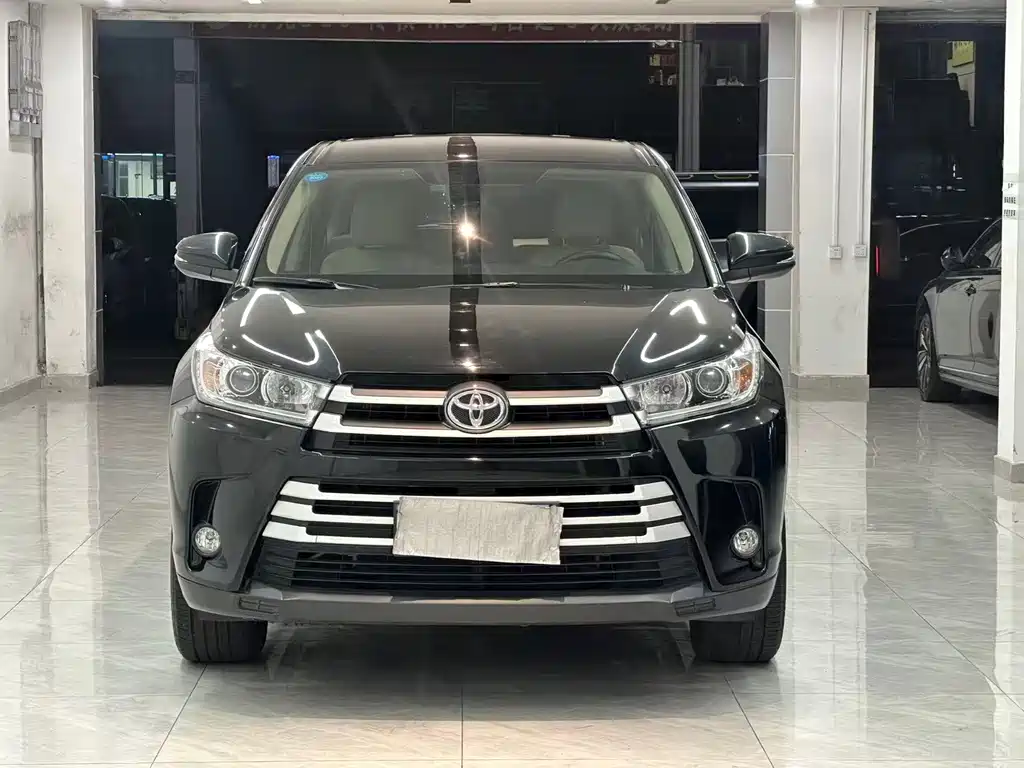 Toyota Highlander — миниатюра 2