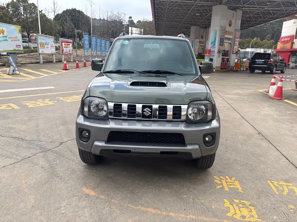 SUZUKI JIMNY