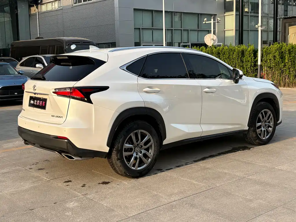 Lexus NX 2015 200t