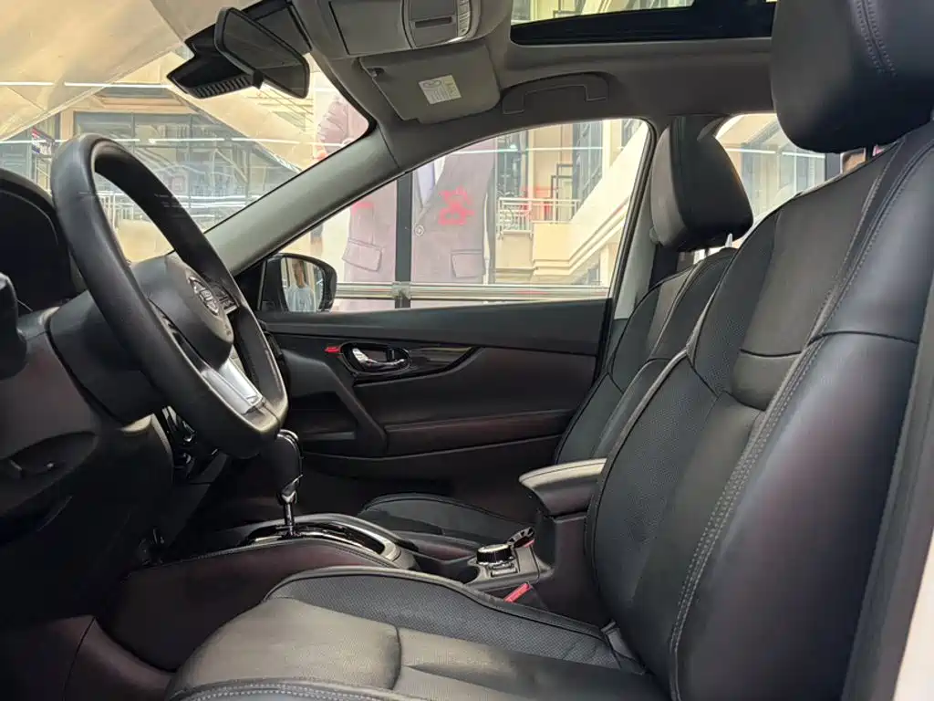Nissan X-Trail — миниатюра 8