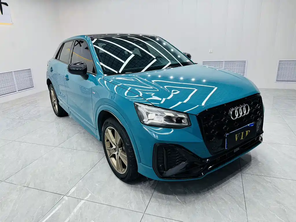 Audi Q2L — миниатюра 3