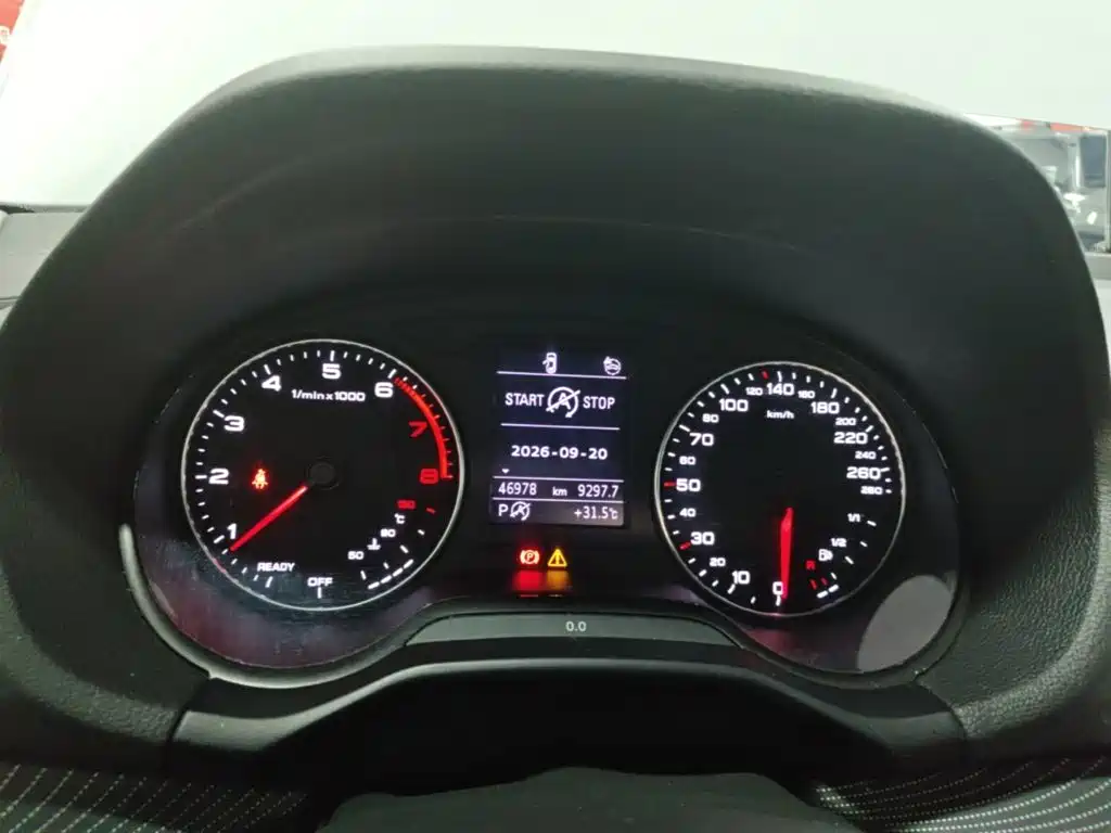 Audi Q2L — миниатюра 12