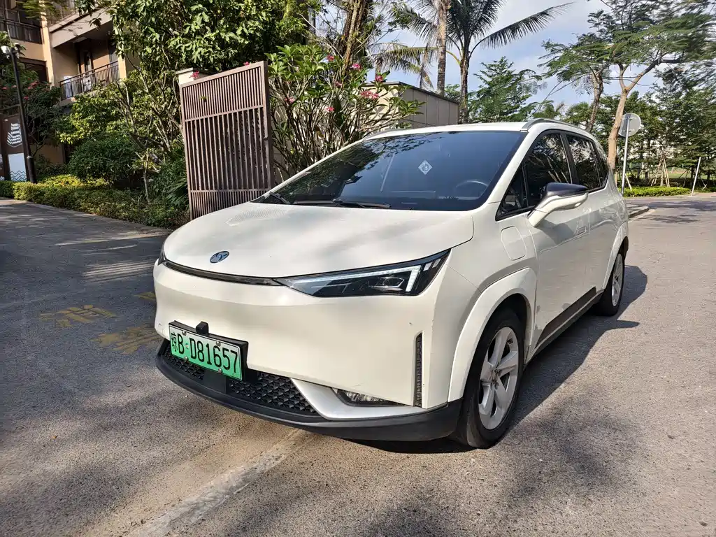 Hycan Z03 2023