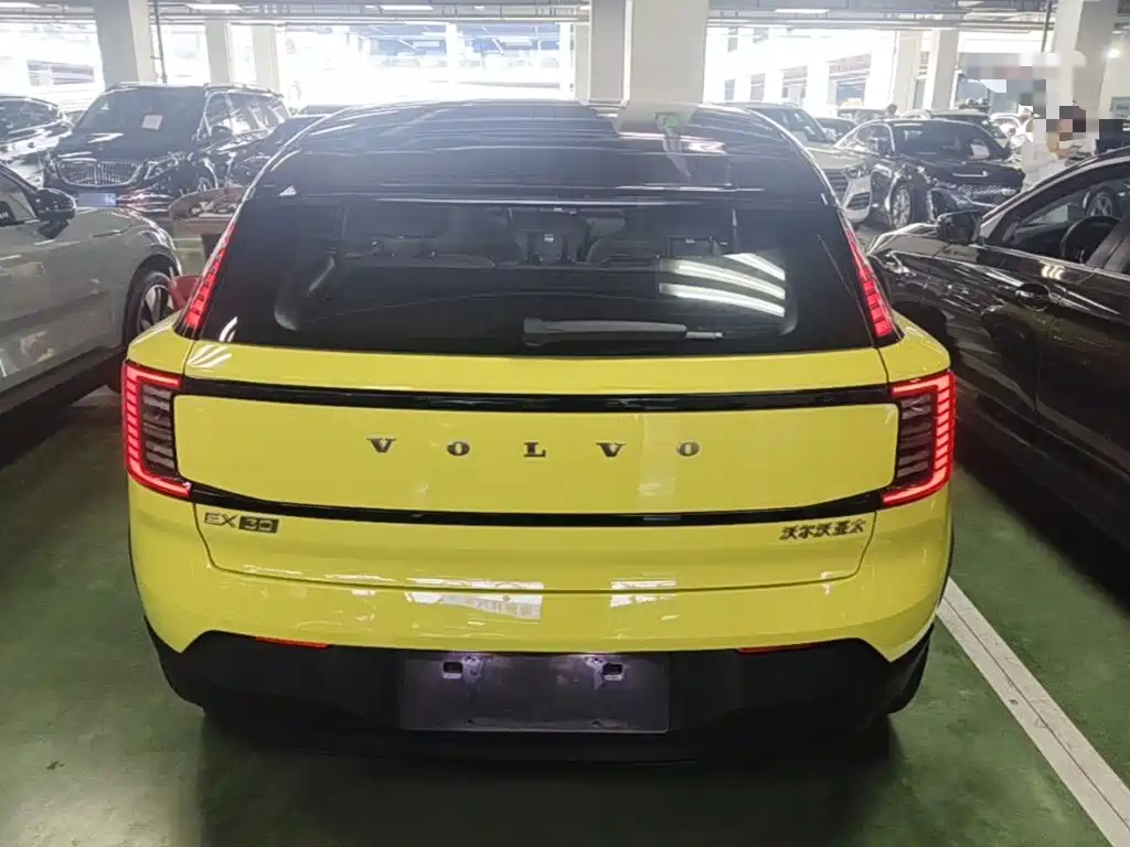 Volvo EX30 — миниатюра 6