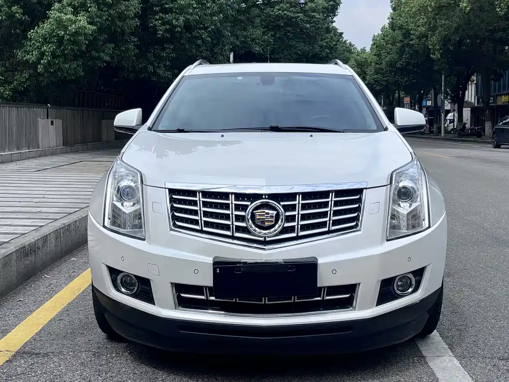 Cadillac SRX — миниатюра 2