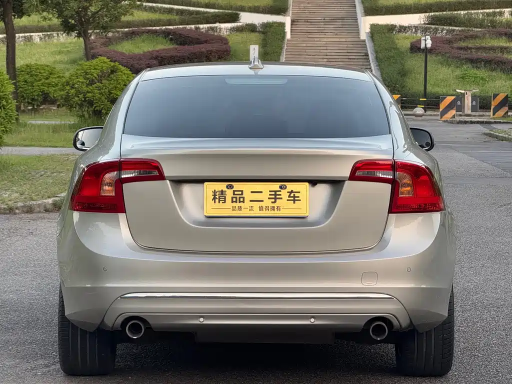 Volvo S60 — миниатюра 18