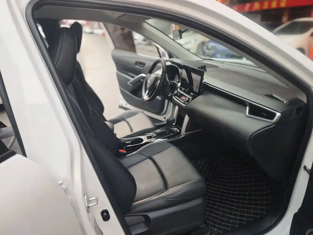 Toyota Frontlander — миниатюра 10