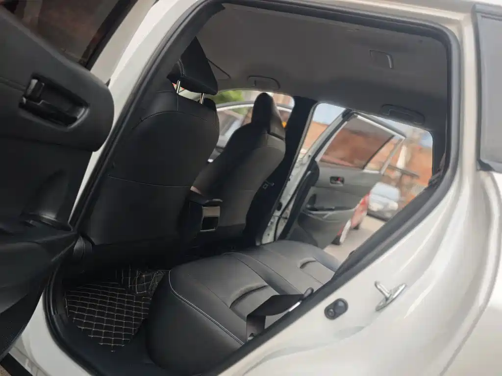 Toyota Frontlander — миниатюра 12