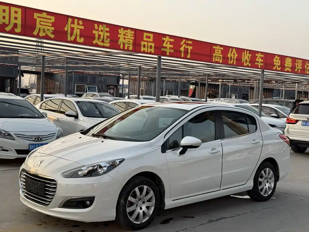 Peugeot 308 2015