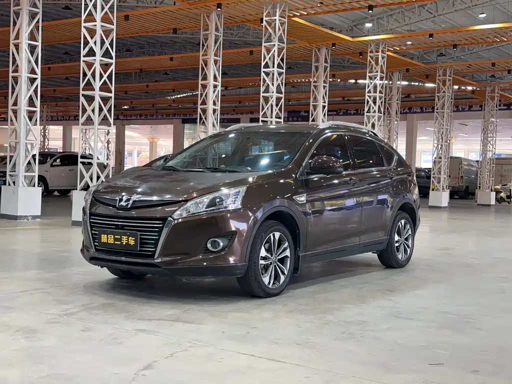 Luxgen U6 2017