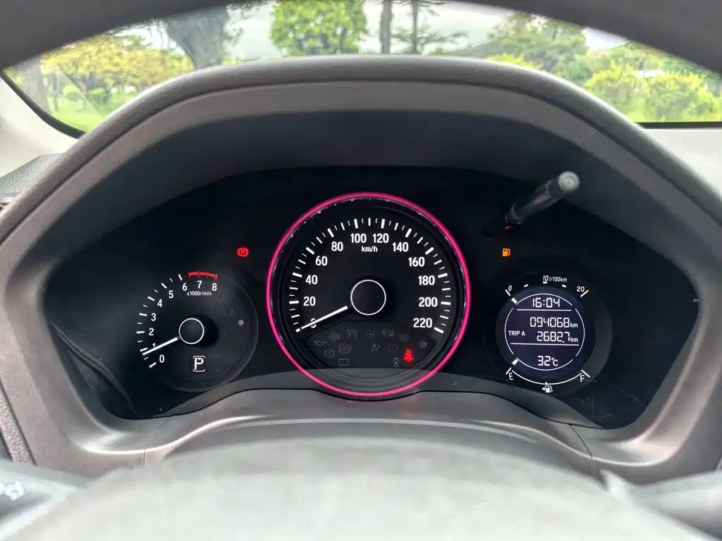 Honda Vezel — миниатюра 10